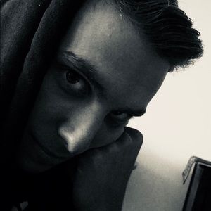 Meet your Posher, Jonathan